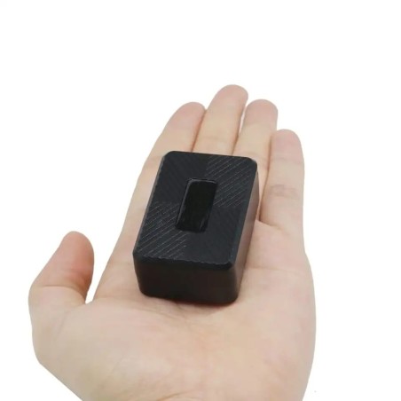 Mini GPS tracker